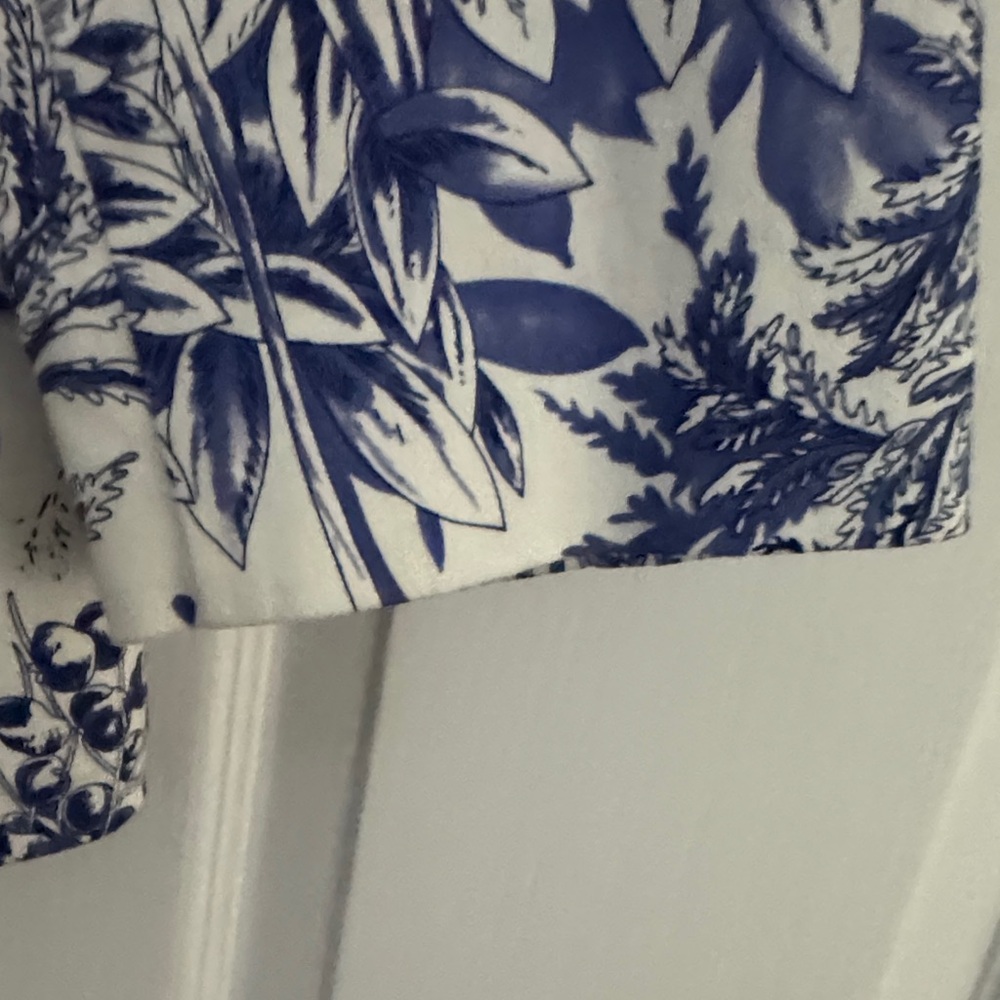 J. Peterman Blue and White Floral Blazer - Picture 6 of 16
